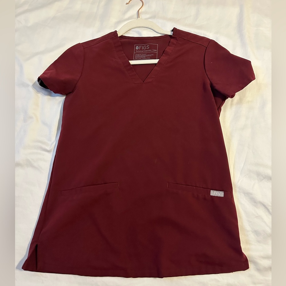 Figs Womens XXS burgundy scrub top